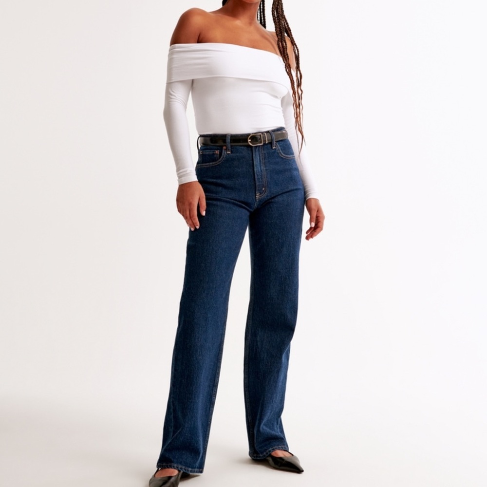 Abercrombie 90s Relaxed High rise Curve love 29R dark rinse